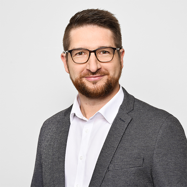 Adrian Winterfeld, Project Engineers & Consultants